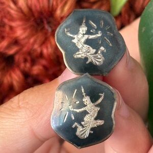 Vintage Siam goddess of Lightening Clip on (screw) earrings